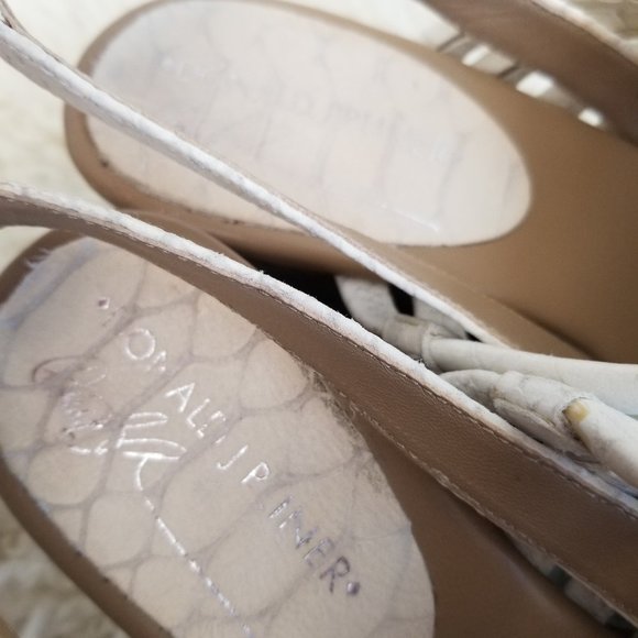 Donald J Pliner FENN Snake Skin Strappy Wedge 7.5M - Picture 11 of 12